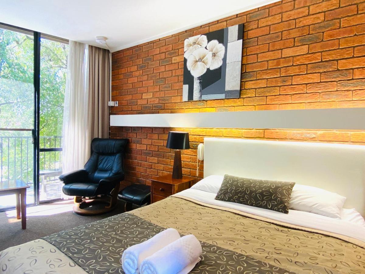 Connells Motel & Serviced Apartments Traralgon Dış mekan fotoğraf